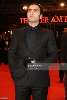 A Dragon Arrives! (2016)